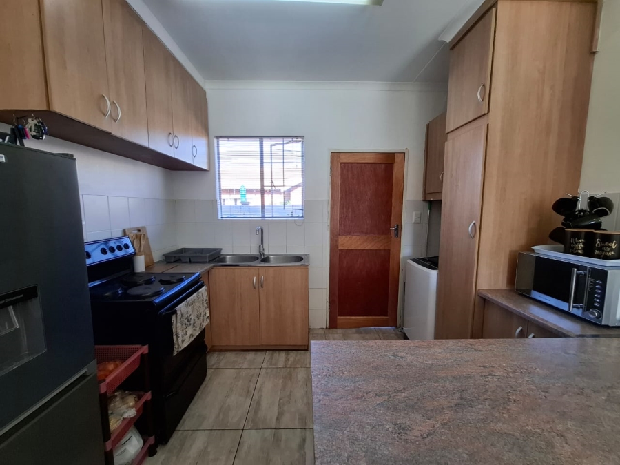 2 Bedroom Property for Sale in Noordhoek Free State